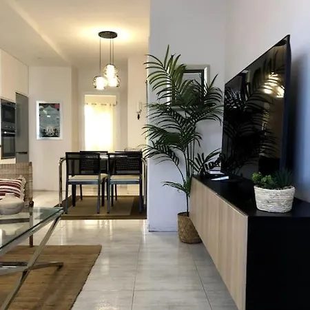 Апартаменты Laurel Laguna Membrillosuites Collection Сан-Кристобаль-де-Ла-Лагуна