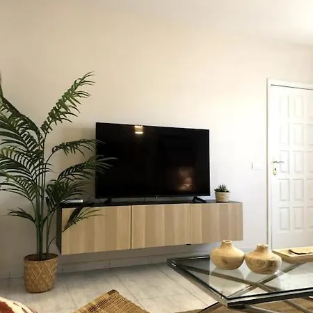 Refugio De Estilo Y Tranquilidad En La Laguna De Membrillosuites Apartment *