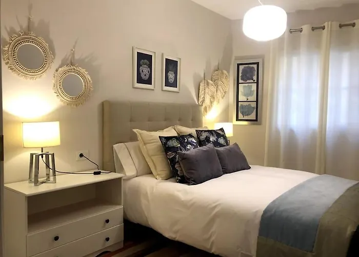 Laurel Laguna Membrillosuites Collection * לה לגונה