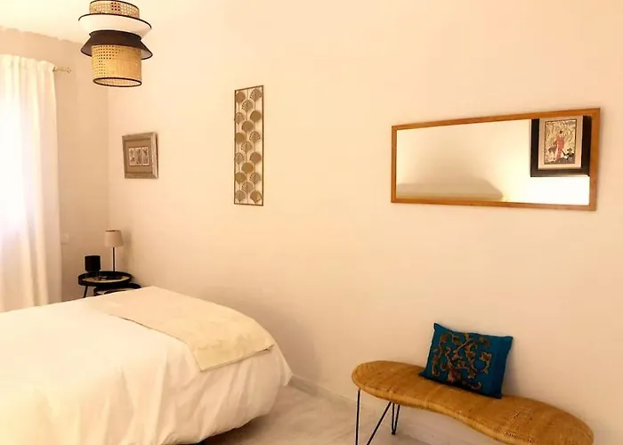 Apartment Laurel Laguna Membrillosuites Collection