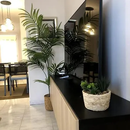 Апартаменты Laurel Laguna Membrillosuites Collection *